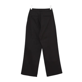 Simple pintuck chino pants
