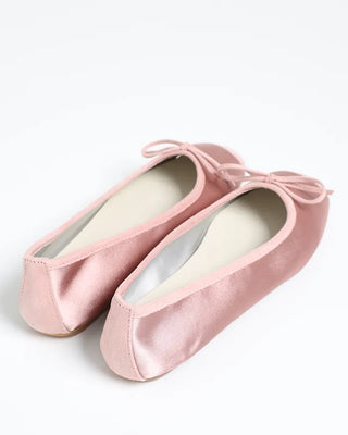 Ribbon flat shoes