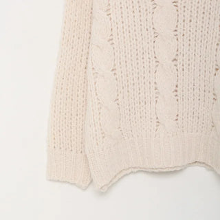 V-neck oversized knit