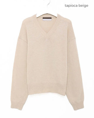 Lambswool V-neck knit
