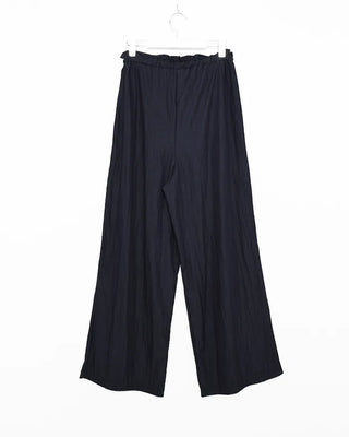 Glossy nylon band button pants