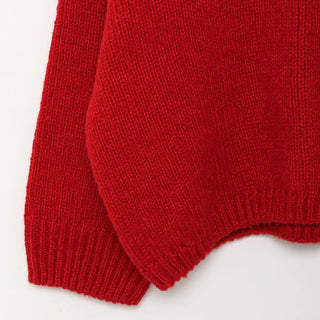 V-neck oversized knit
