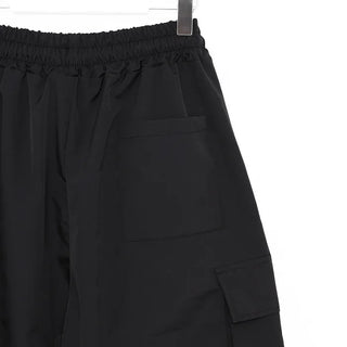 Side-tuck cargo pants