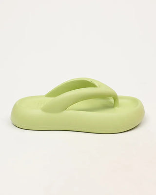 Bold Beach Sandals