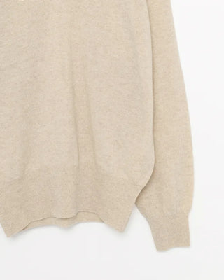Loose-fit V-neck modern knit