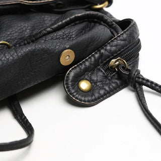 Vintage shoulder bag