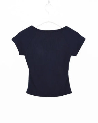 Ribbed button cropped t-shirt
