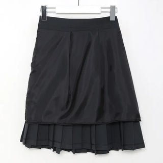Pleated elastic waist medium skirt