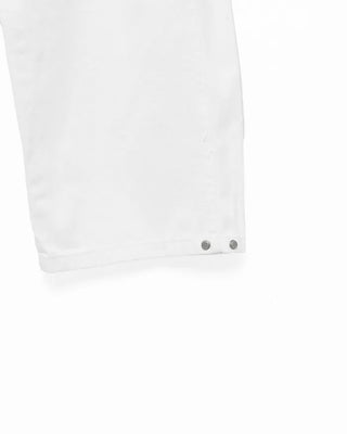 Balloon-fit pants with side pleats