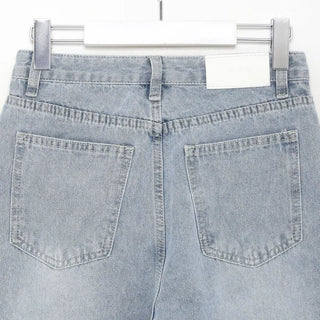 Side-slit vintage denim pants