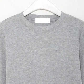 Basic long-sleeved T-shirt