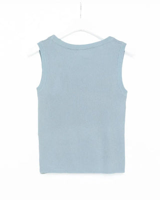 Simple round neck sleeveless knit