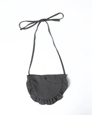 Mid-length pleated skirt with bag