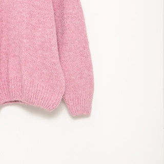 Wool back tag detail V-neck oversized knit
