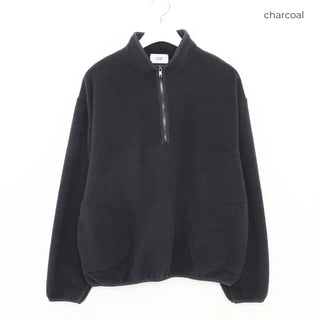 Basic fleece half-zip-up