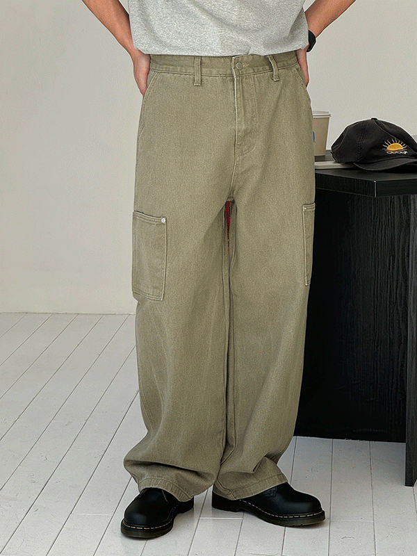 Morris Bio-Washed Rivet Cargo Pants