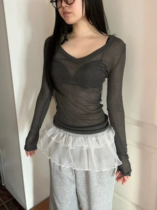 See-through ribbed V-neck slim-fit long-sleeve layered t-shirt