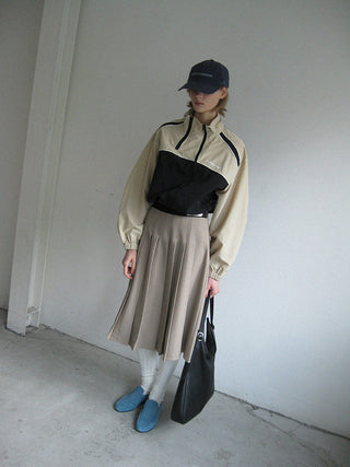 Asymmetric windbreaker jacket