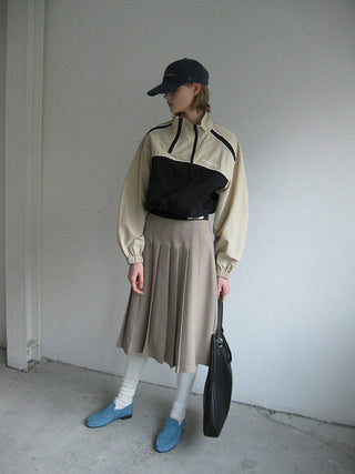 Asymmetric windbreaker jacket