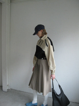 Asymmetric windbreaker jacket