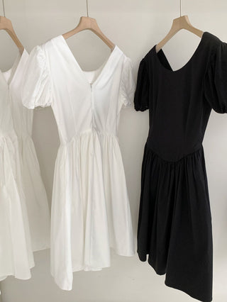 Puff sleeve dress