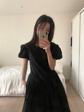 Puff sleeve dress