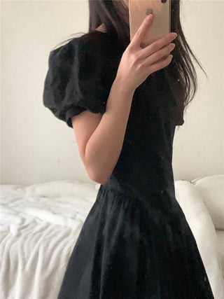 Puff sleeve dress