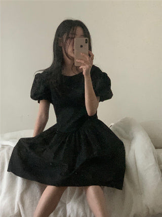 Puff sleeve dress