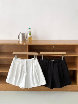 Tight waist shorts
