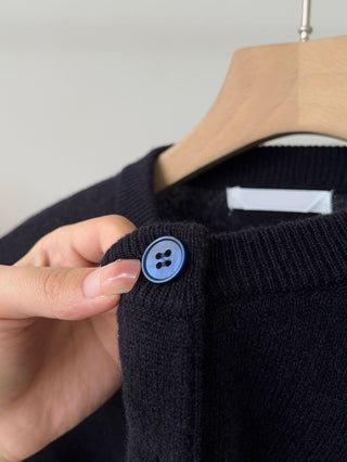 Basic knit cardigan
