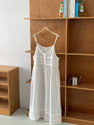 Embroidered suspender skirt