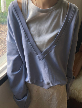 V-neck sweatshirt skirt
