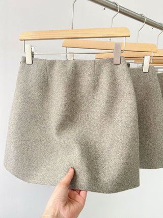 Pure mini skirt