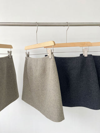 Pure mini skirt