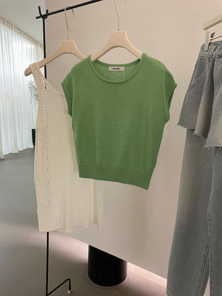 Basic solid sweater