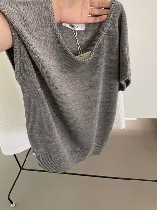 Basic solid sweater