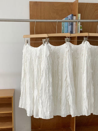 Pleated lace skirt