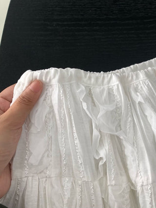 Pleated lace skirt