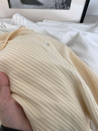 Drawstring pleated shirt