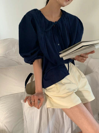 Drawstring pleated shirt