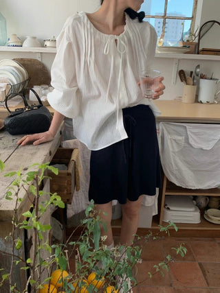 Drawstring pleated shirt