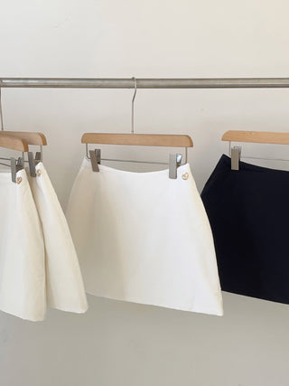 Love mark skirt