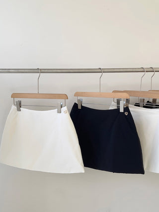 Love mark skirt