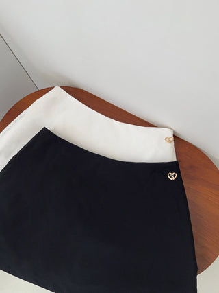 Love mark skirt