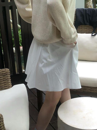 Pleated White skirt