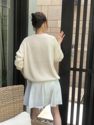 Pleated White skirt