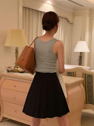 Pleated White skirt