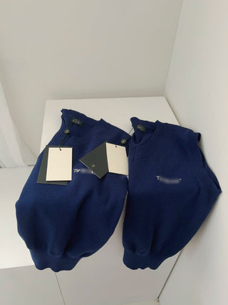 Solid knit vest