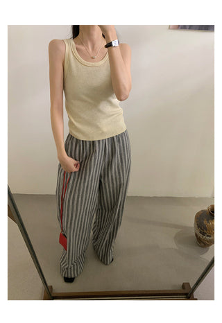 French U-neck vest Top