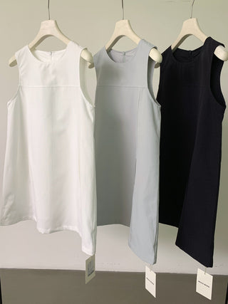 Round neck dress